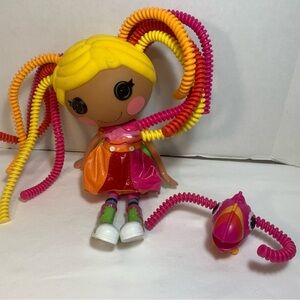 2010 Lalaloopsy silly hair April Sun Splash with pet toucan